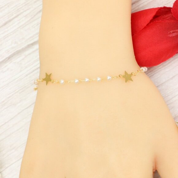 "Trendy Handmade Bracelet – A Thoughtful Gift for Girls & Women | UNVRC1386 - Picture 4 of 10